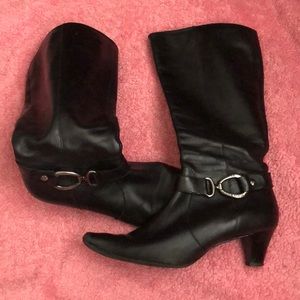 Anne Klein Pleather Black Buckle Boots Sz 9.5M
